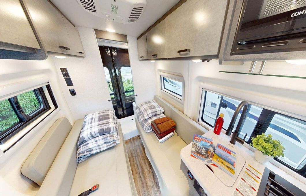 Van Conversion (Camper Van), , hi-res image number 7